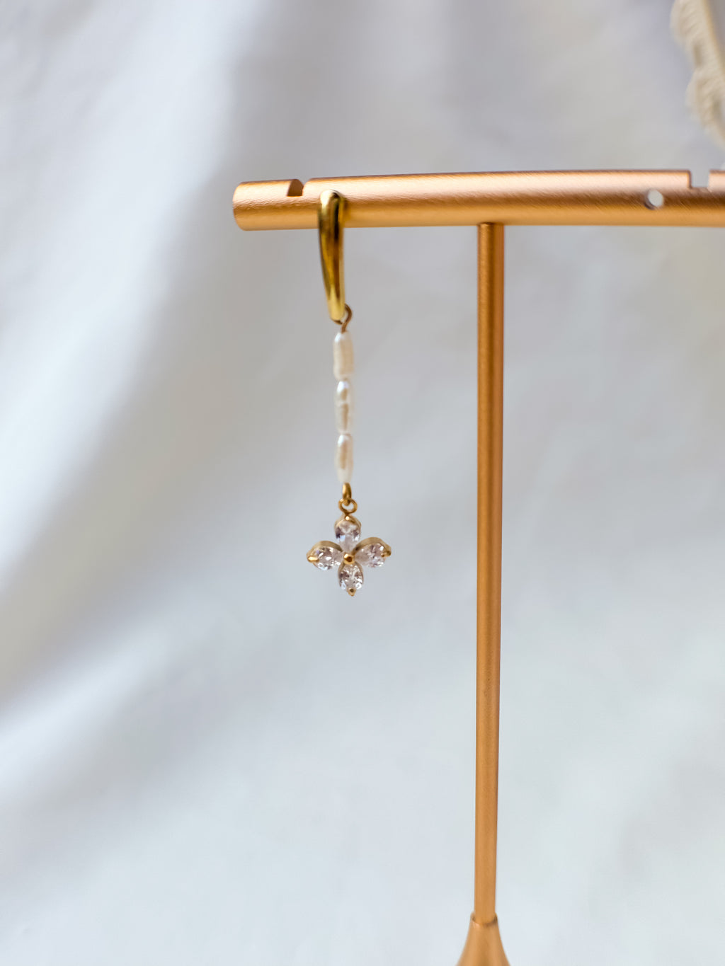 Orecchino Fiore Gold