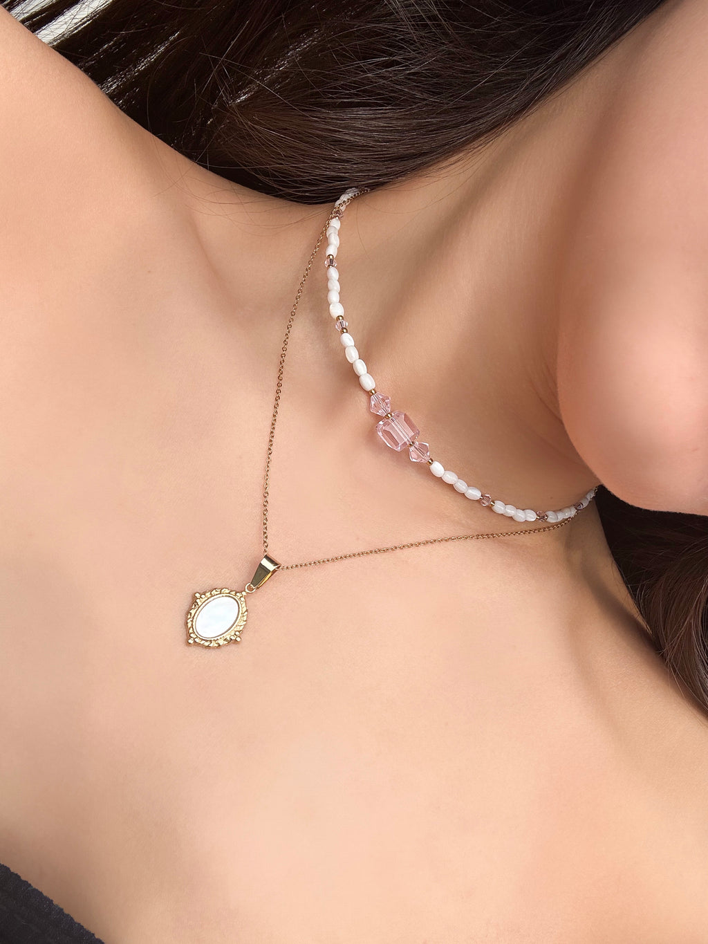 Pearl Necklace and Gold Pendant Set